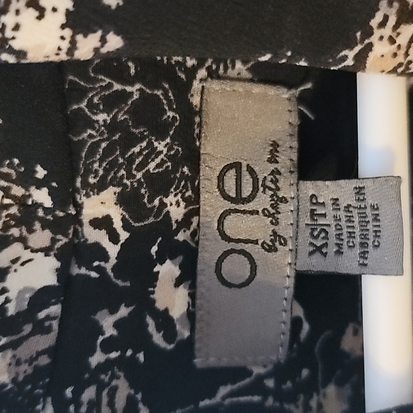 Floral jacket, Size XS - Picture 2 of 3